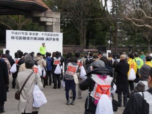 日比谷公園　講評風景